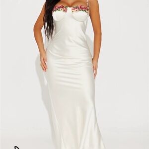 Fashion Nova White Floral Maxi Dress